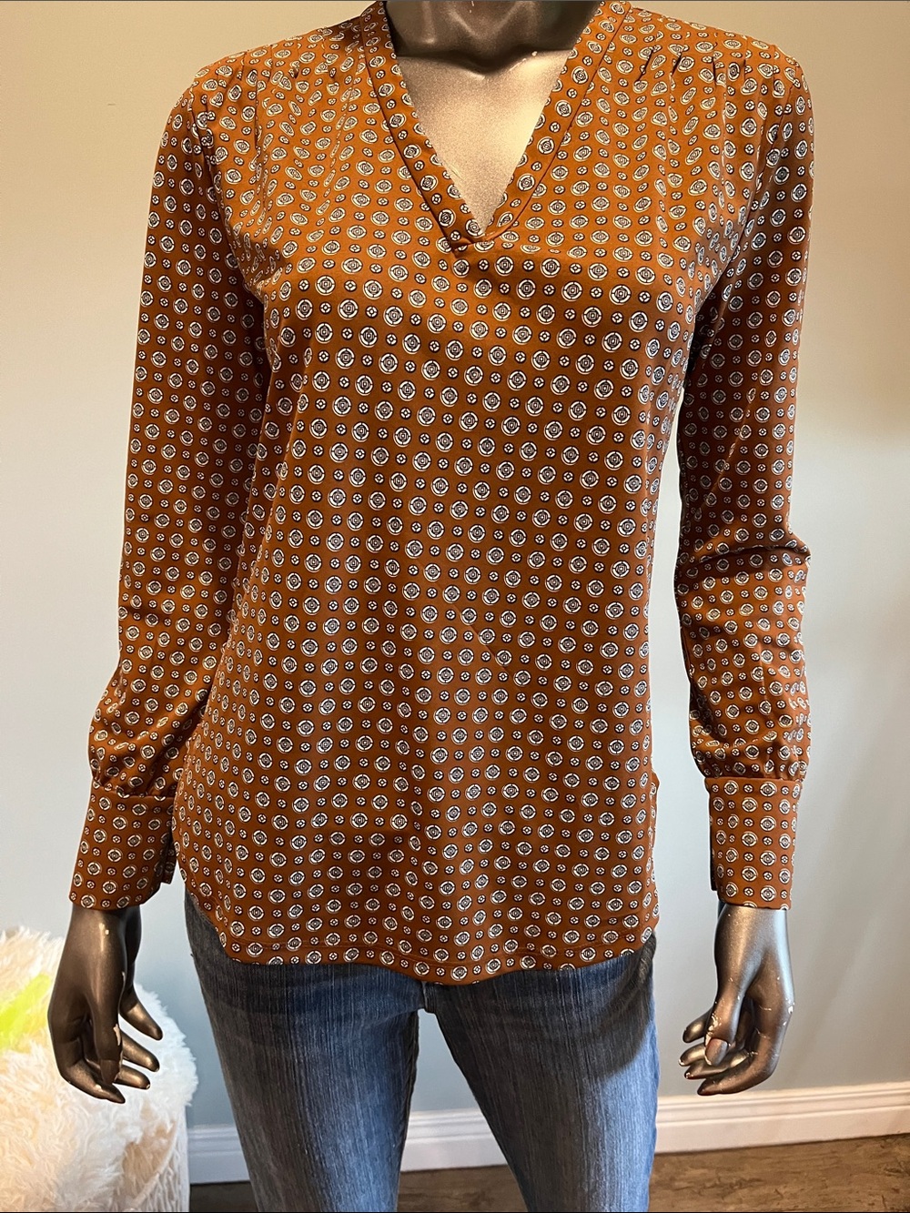 Ann Taylor Factory Rust Printed V-Neck Long Sleeve Blouse